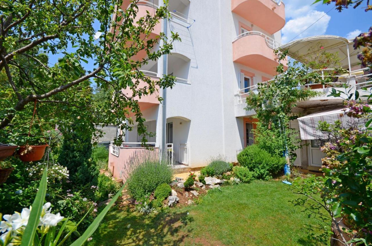 Apartments Snjezana Novi Vinodolski Dış mekan fotoğraf